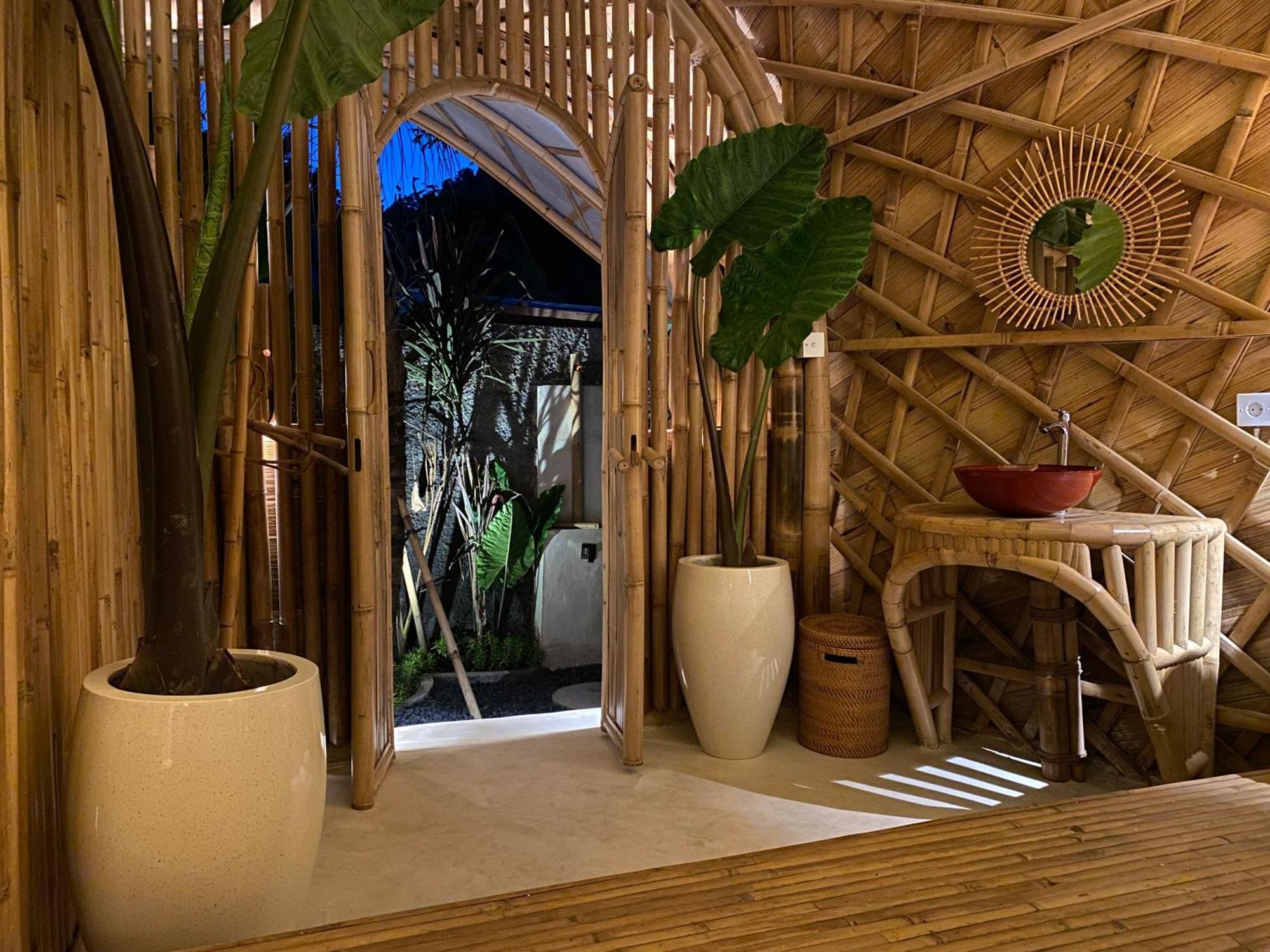 Bed and Breakfast Gladak Di Uma Bali Сидемен Экстерьер фото